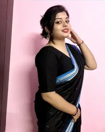 Call Girl in Yawal